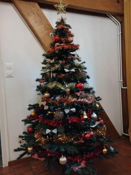 Appartement Dans Village Calme A 5 Min Des Lacs Mathaux Esterno foto