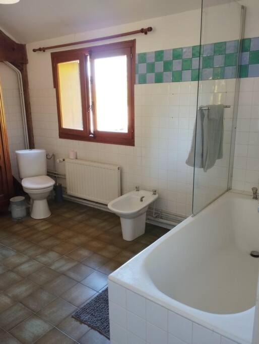 Appartement Dans Village Calme A 5 Min Des Lacs Mathaux Esterno foto